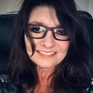 Meet your Posher, Mona kay